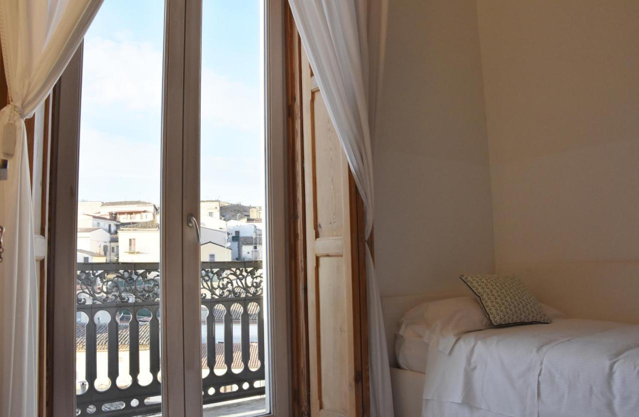 Hotel La Casa nel Borgo Antico Melfi Exterior foto